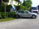 Aufräumarbeiten nach Verkehrsunfall