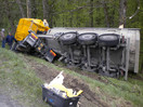 Schwerer Verkehrsunfall mit LKW auf B141