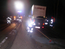 Aufräumarbeiten nach Verkehrsunfall auf B141 in Oberham