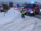LKW-Bergung auf B141 nach Schneefällen