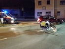 Aufräumarbeiten nach Verkehrsunfall im Ortszentrum