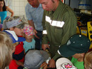 Kindergarten zu Gast bei der Feuerwehr