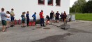 Interne Grillfeier mit Feuerlöscherübung