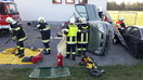 Verkehrsunfall eingeklemmte Person