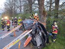Übung Verkehrsunfall mit eingeklemmter Person
