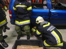 Übung mit hydr. Rettungsgerät