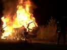 Übung: VU mit eingeklemmter Person + Autobrand