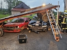 Übung mit hydraulischem Rettungsgerät