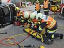 Technische Übung (Hydr. Rettungsgerät) gemeinsam mit FF Emprechting
