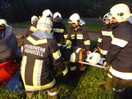 Übung: PKW Brand und eingeklemmte Person